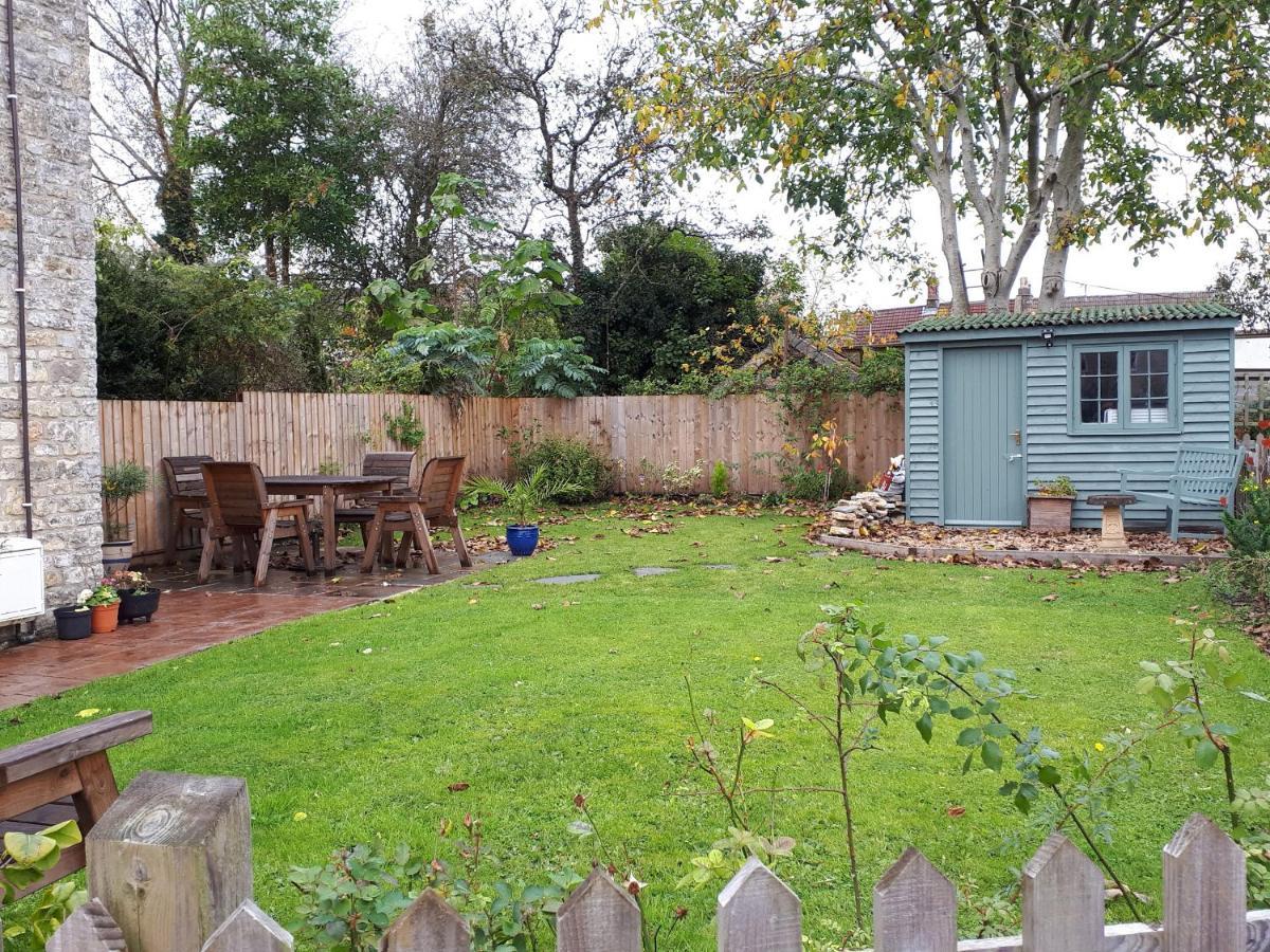 Crooked Well Villa Bath Exterior photo